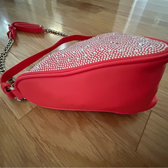 BNWT Wild Fable Red Vegan Leather Bling Crossbody Bag with Adjustable straps - Picture 4 of 7